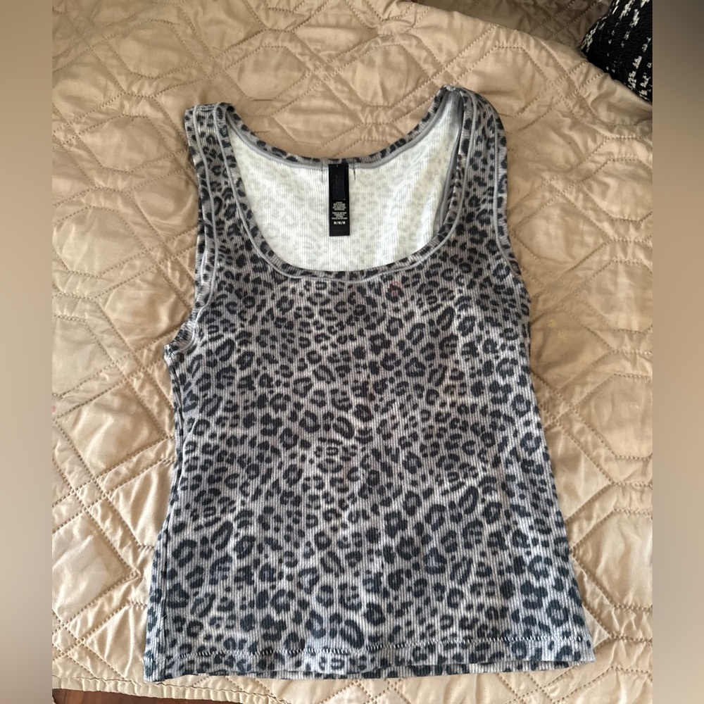 SKIMS Gray Leopard Print Tank Top